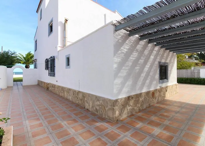 Casa Ained - Beachfront Luxury וילה *